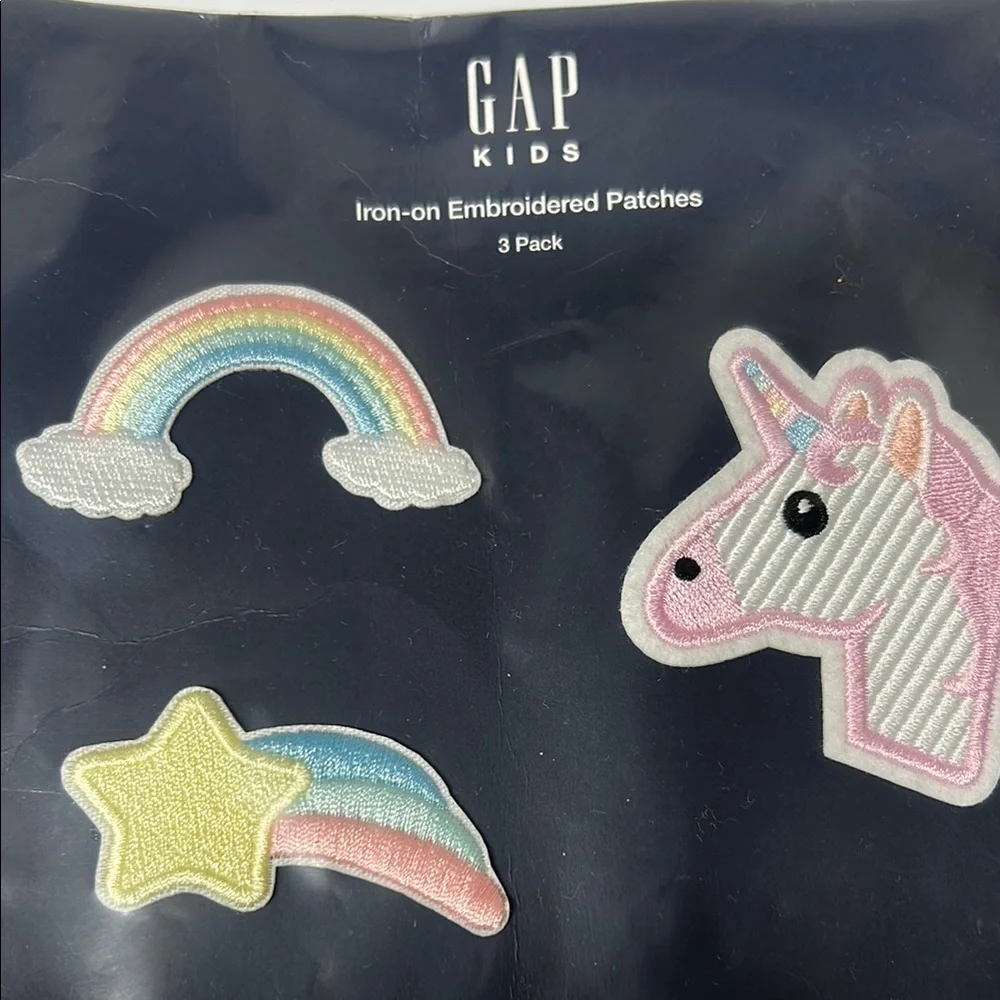 Unicorn and Rainbow Iron-On Embroidered Patches‎
